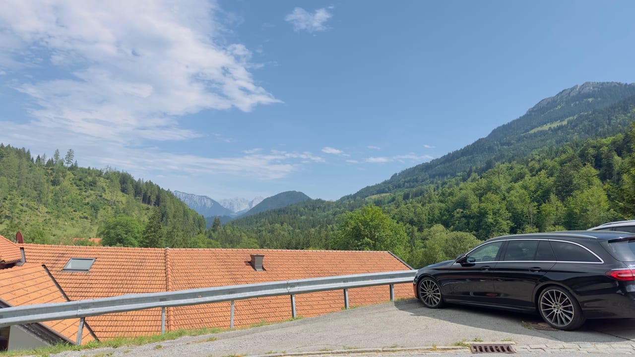 Ausblick Hotel Feuriger Tatzlwurm