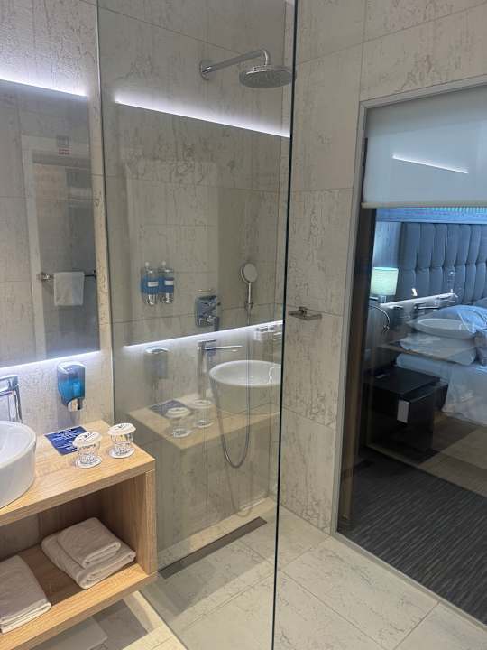 Zimmer Admiral Hotel