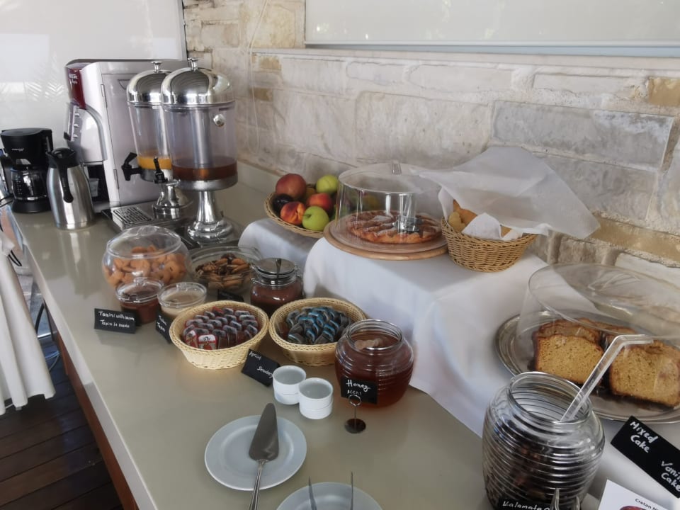 Gastro Hotel Elotis Suites