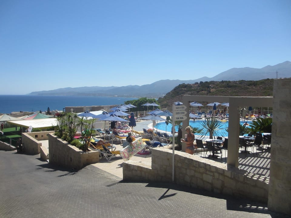 GHR 2014 Grand Hotel Holiday Resort