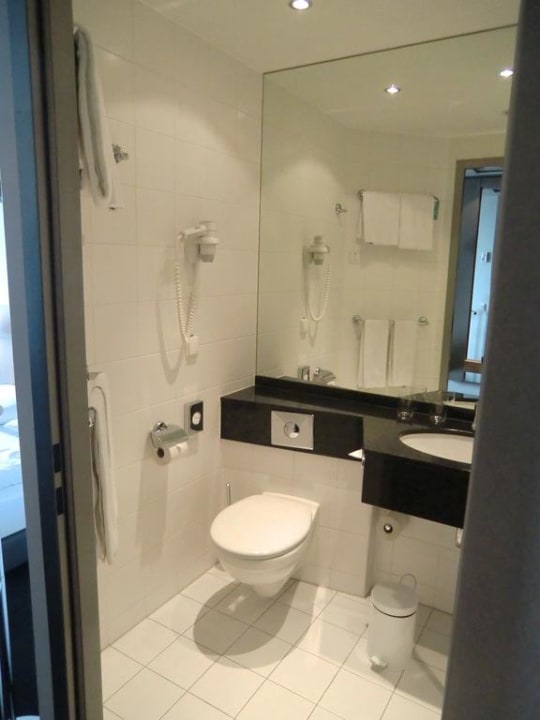 Badezimmer Mercure Hotel Hamburg Mitte