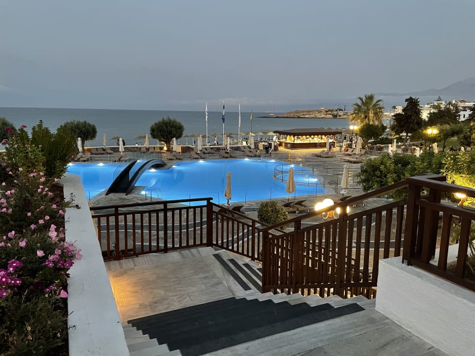 Ausblick Creta Maris Resort