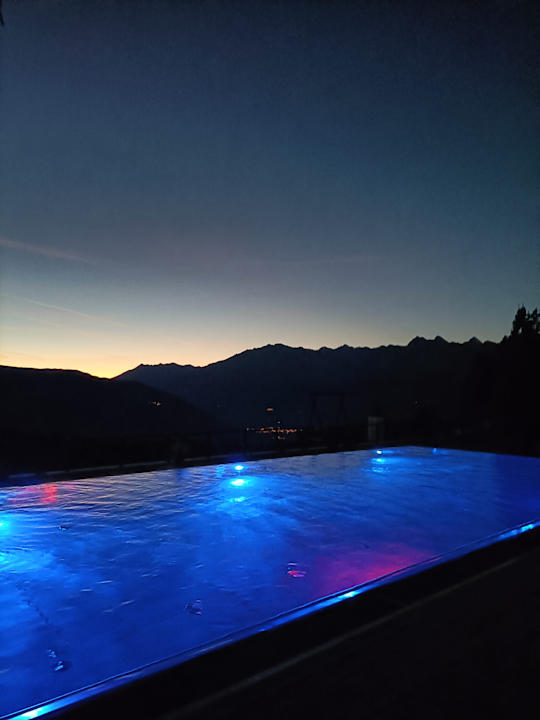 Pool Hotel Chalet Mirabell