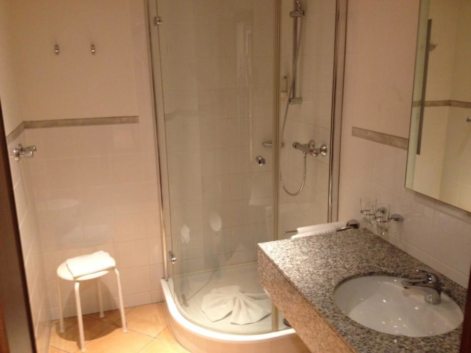 Bad ohne Borde  Hotel am Kurpark