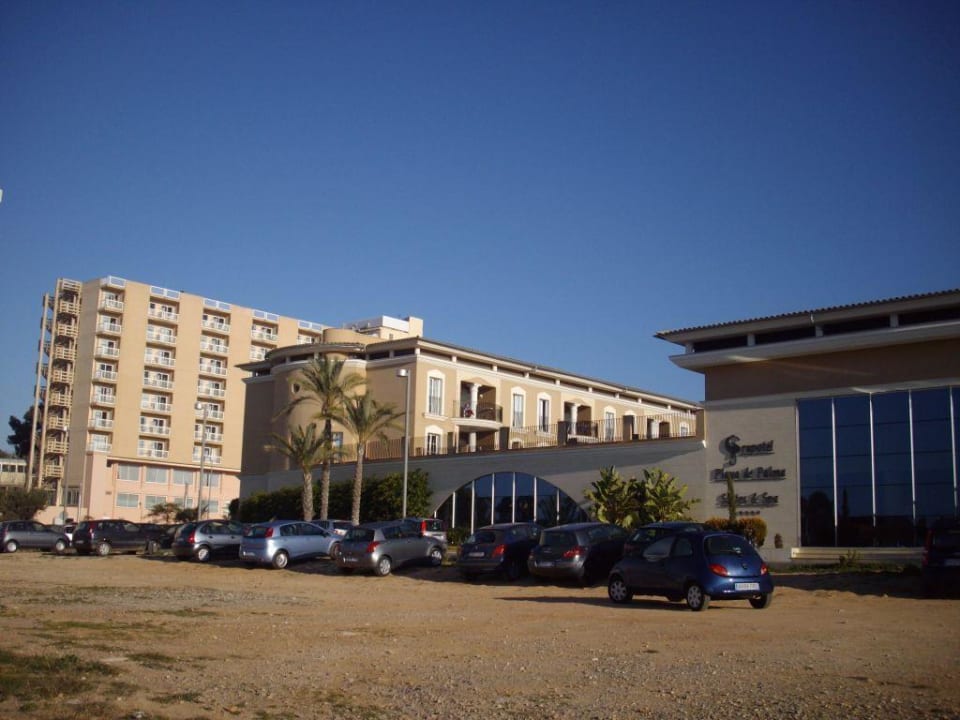 Außenansicht Hoteleingang Grupotel Playa de Palma Suites & Spa