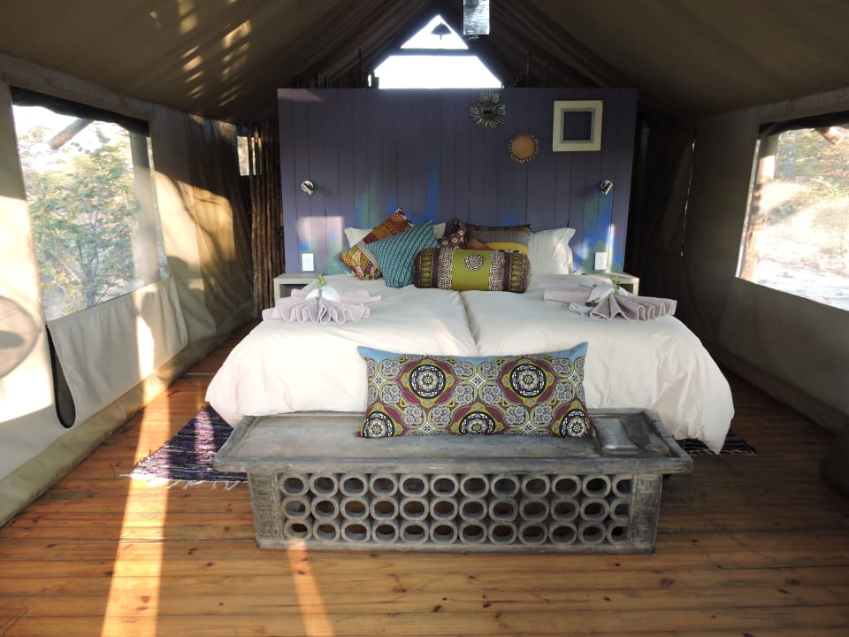 Zimmer Hyena Pan Tented Camp