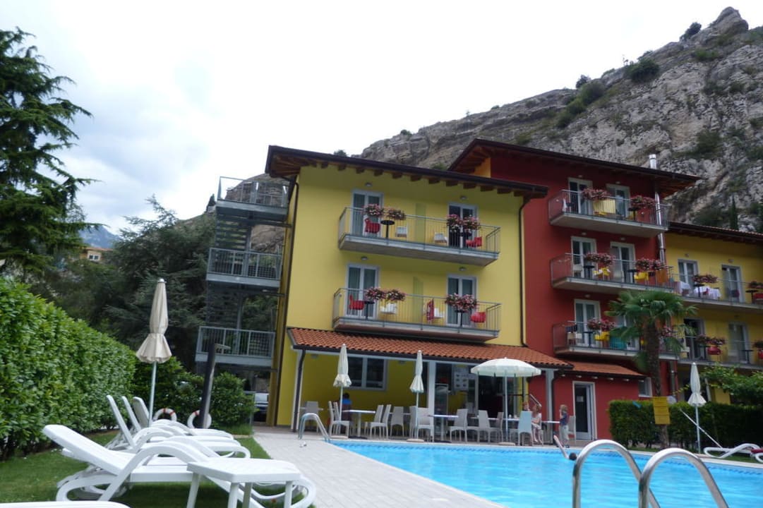 Der Garten, gepflegt, ruhig und sehr einladend AktivHotel SantaLucia