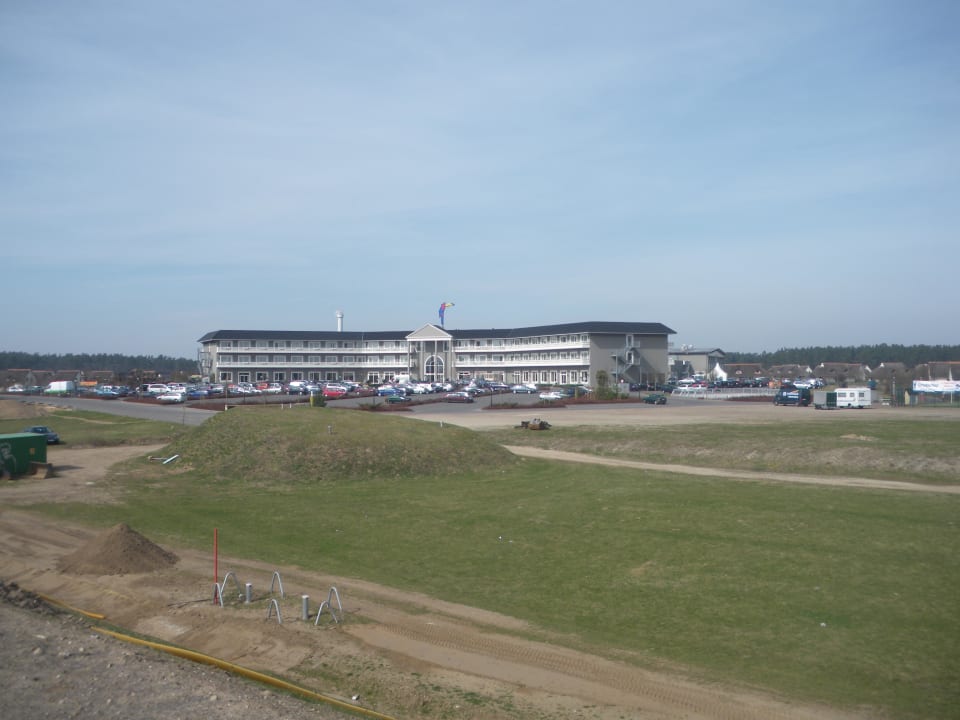 Hauptgebäude/ Hotelkomplex Van der Valk Resort Linstow