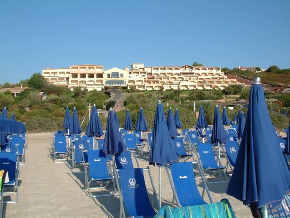 la struttura Colonna Beach Hotel
