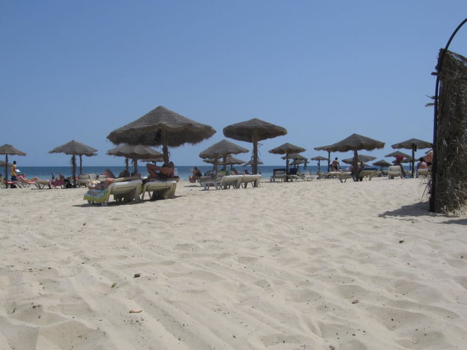 Kostenlose Strandliegen Hotel Sangho Club Zarzis