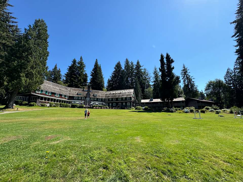 Außenansicht Lake Quinault Lodge