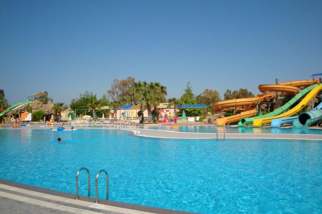 Aquapark VONRESORT Golden Coast