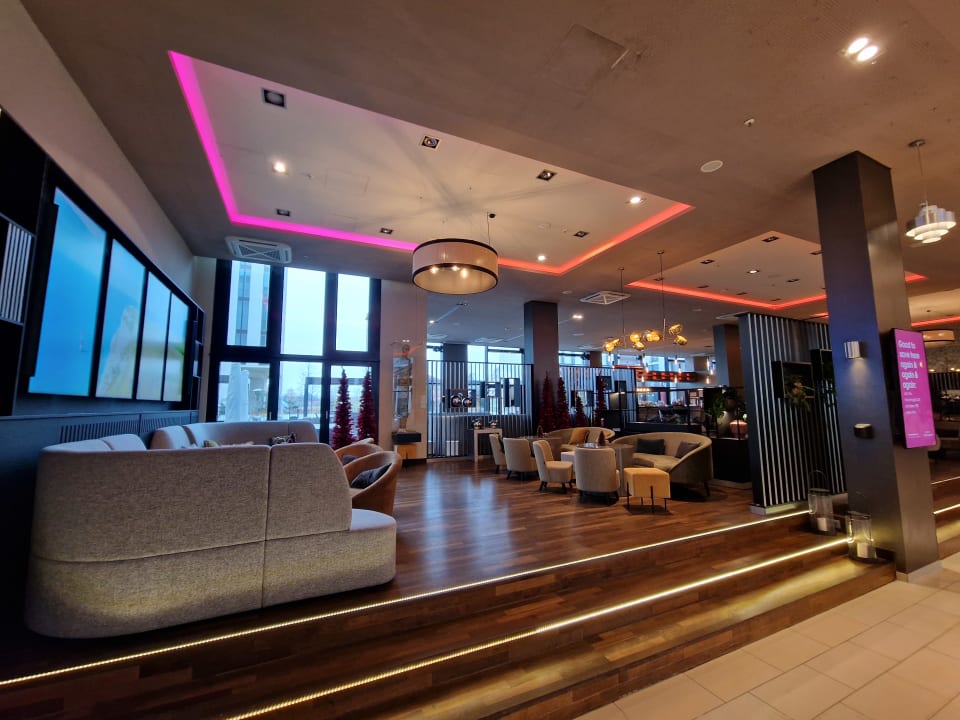 Lobby Leonardo Royal Hotel Munich