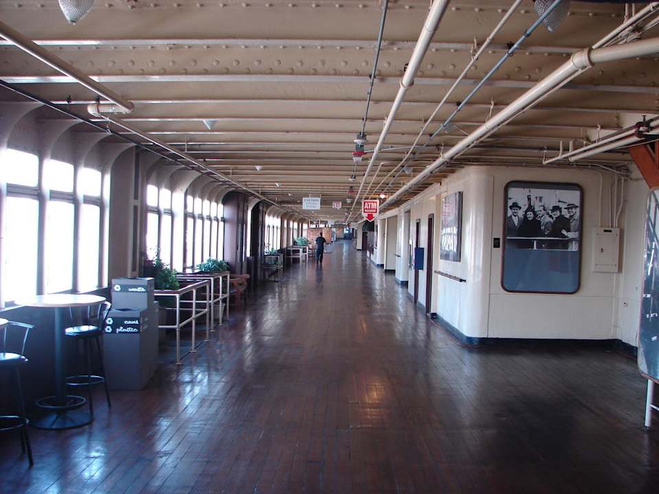 Promenade Deck The Queen Mary