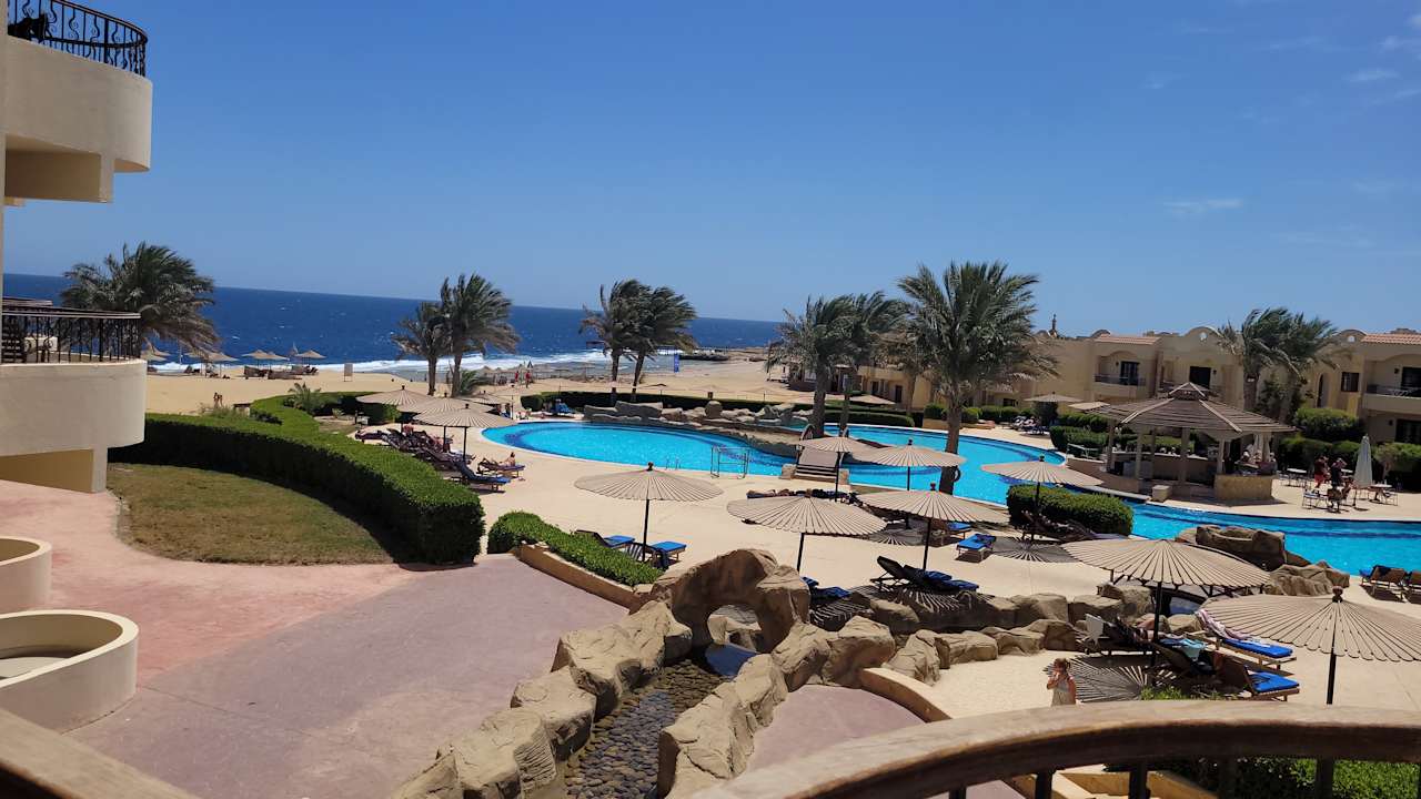 Pool Coral Hills Resorts & SPA