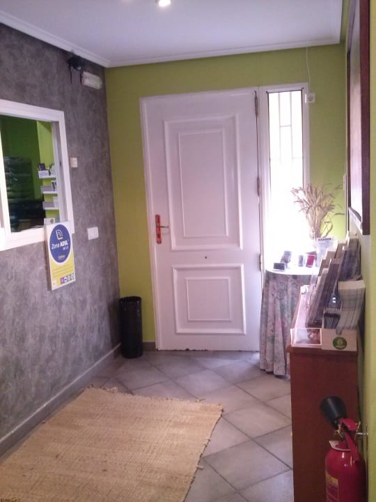 Recepción Hostel Ciudad de Nájera