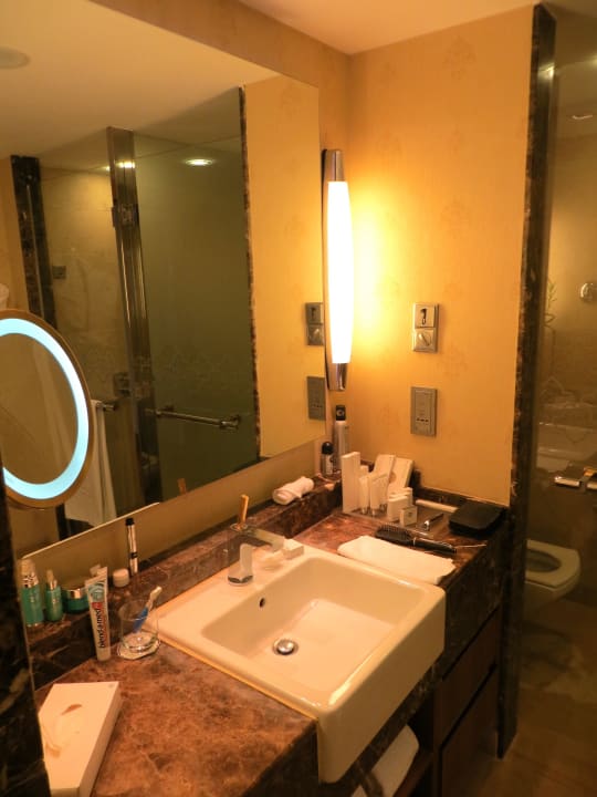 Einblick in ein Deluxe-Doppelzimmer Kempinski Hotel The Dome Belek