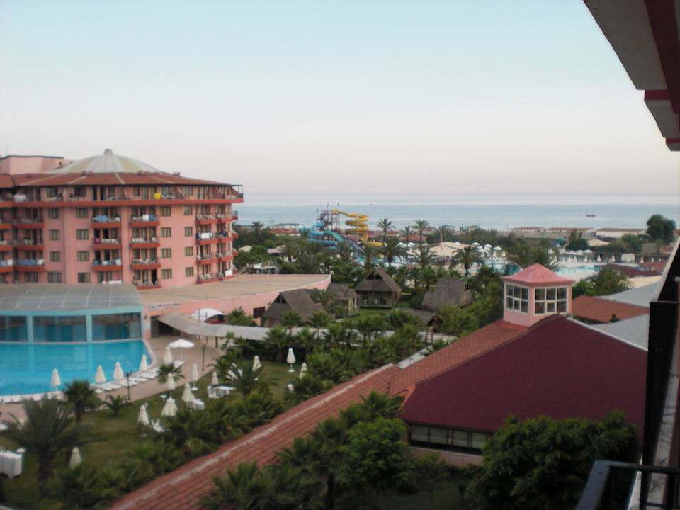 Blick vom Balkon auf die Anlage Selge Beach Resort