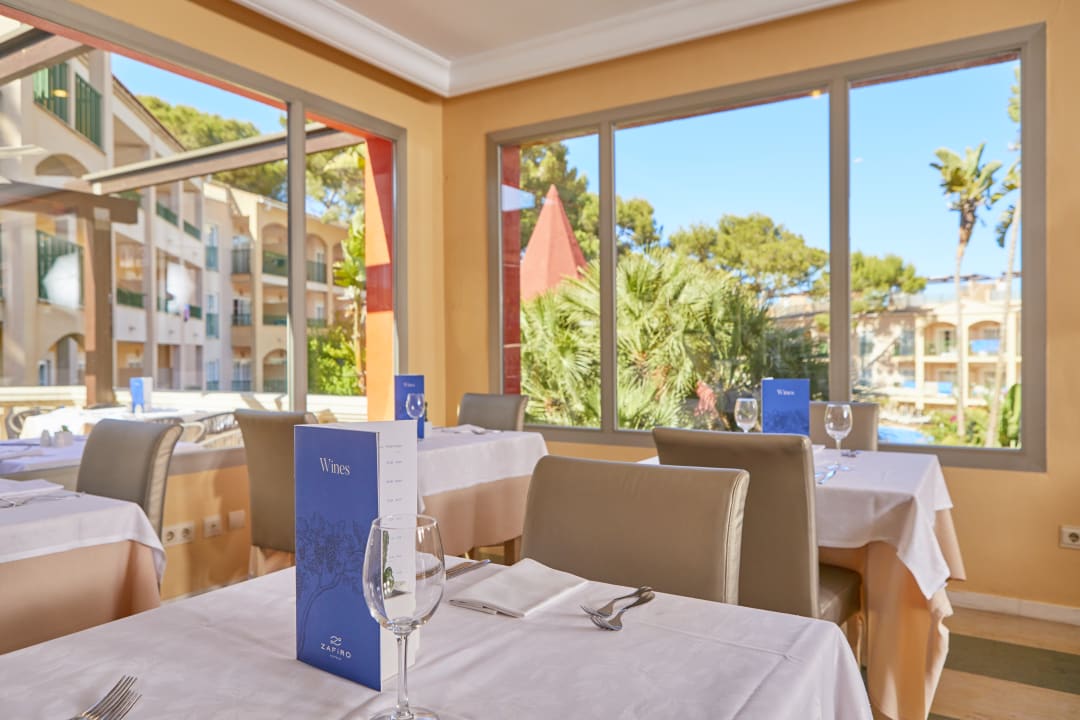 Gastro Zafiro Cala Mesquida