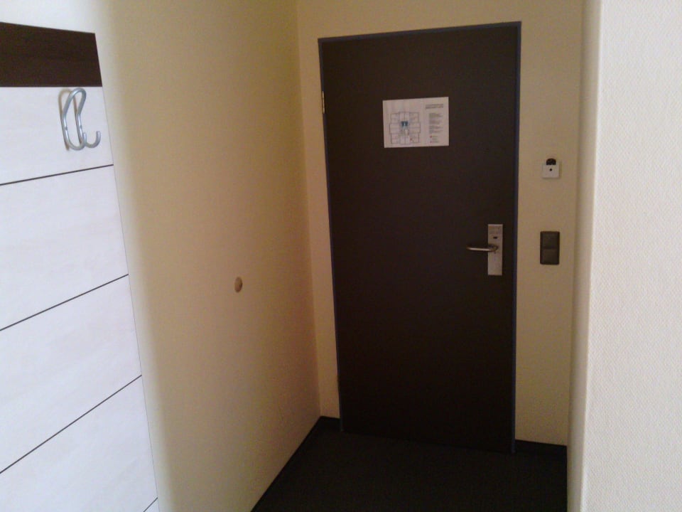 Zimmertür ACHAT Hotel Regensburg im Park