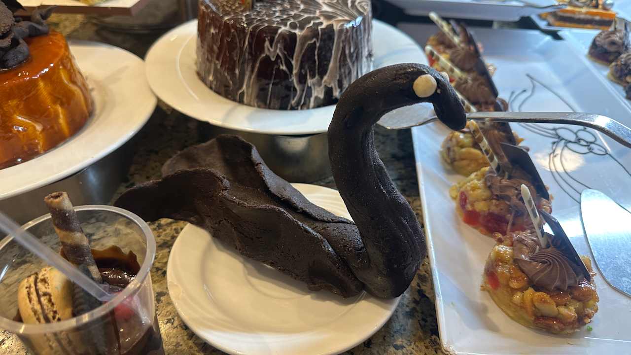 Gastro Royal Star Beach Resort