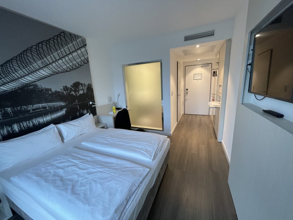 Zimmer Super 8 by Wyndham Oberhausen am Centro