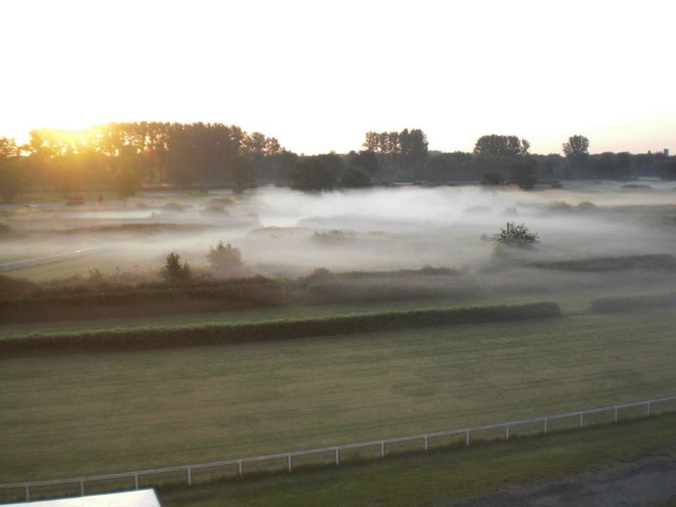 Aus dem Zimmer NH Hamburg Horner Rennbahn