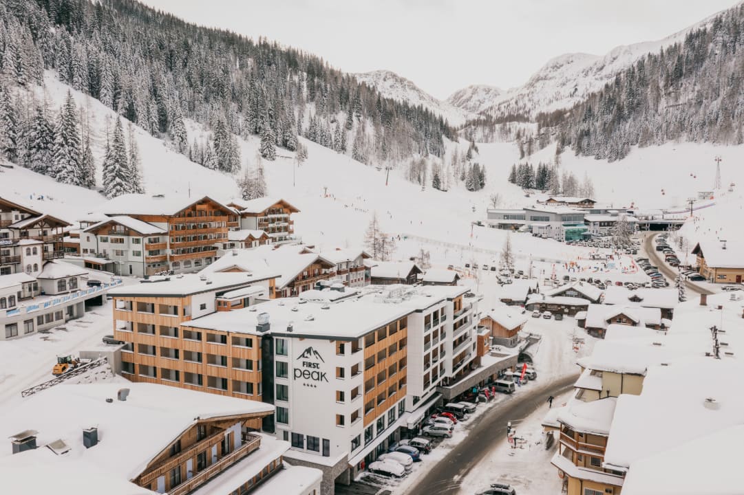 Außenansicht FIRSTpeak Zauchensee