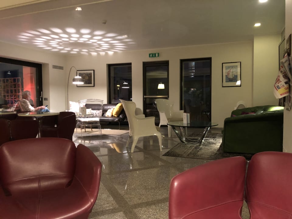 Lobby Hotel Castello Lake Front