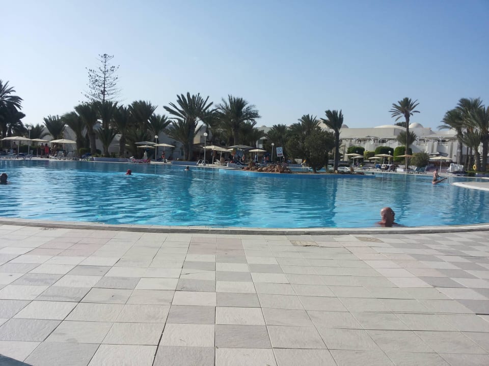 Superschöne Poolanlage Hotel El Mouradi Djerba Menzel