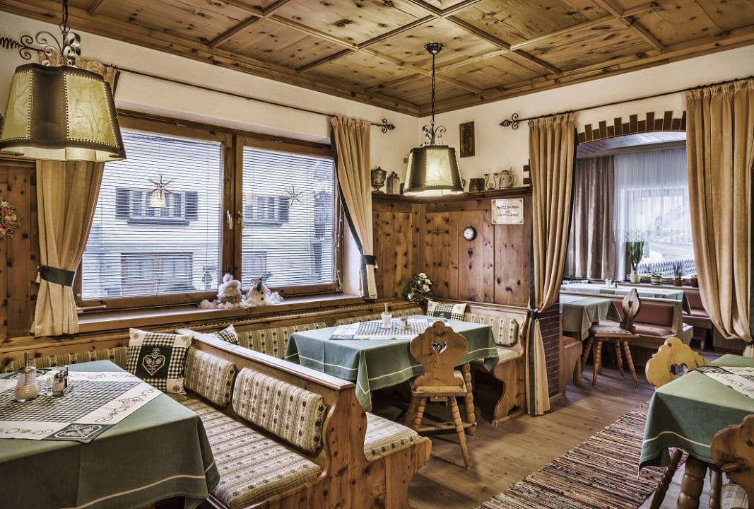 Restaurant schau' s Lüftenegger Apart-Zirbenpension