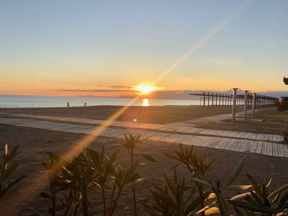 Strand Xanadu Resort Hotel