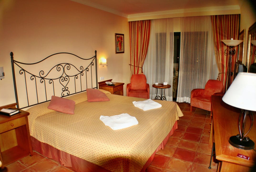 Superior Doppelzimmer im Haus 2 Mon Port Hotel & Spa