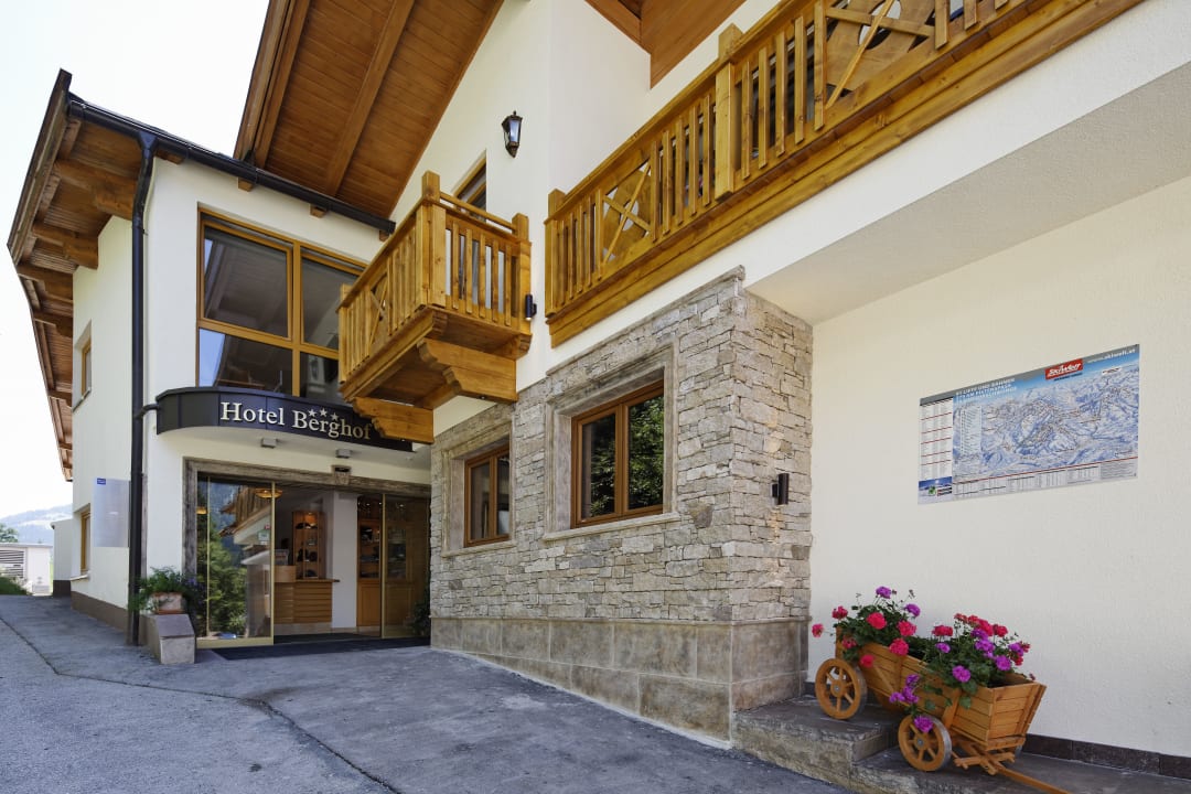 Eingang Hotel Berghof