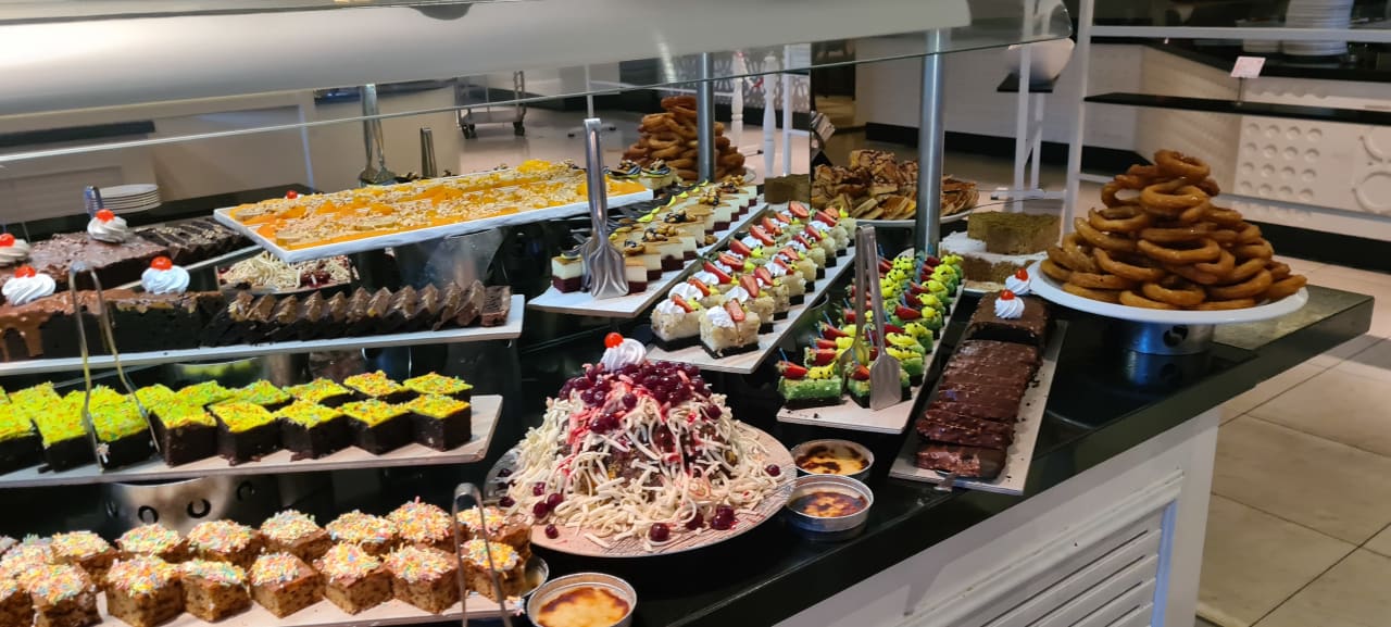 Gastro Well Palace Side