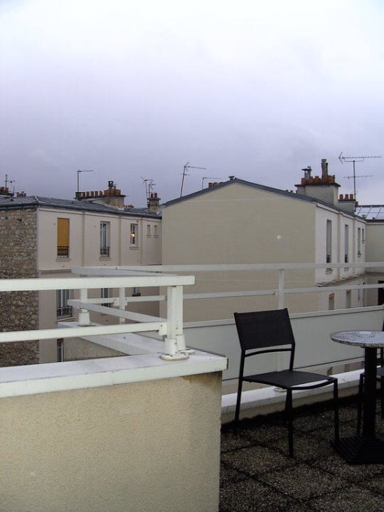 Balkon Hotel Bootcamp by HappyCulture