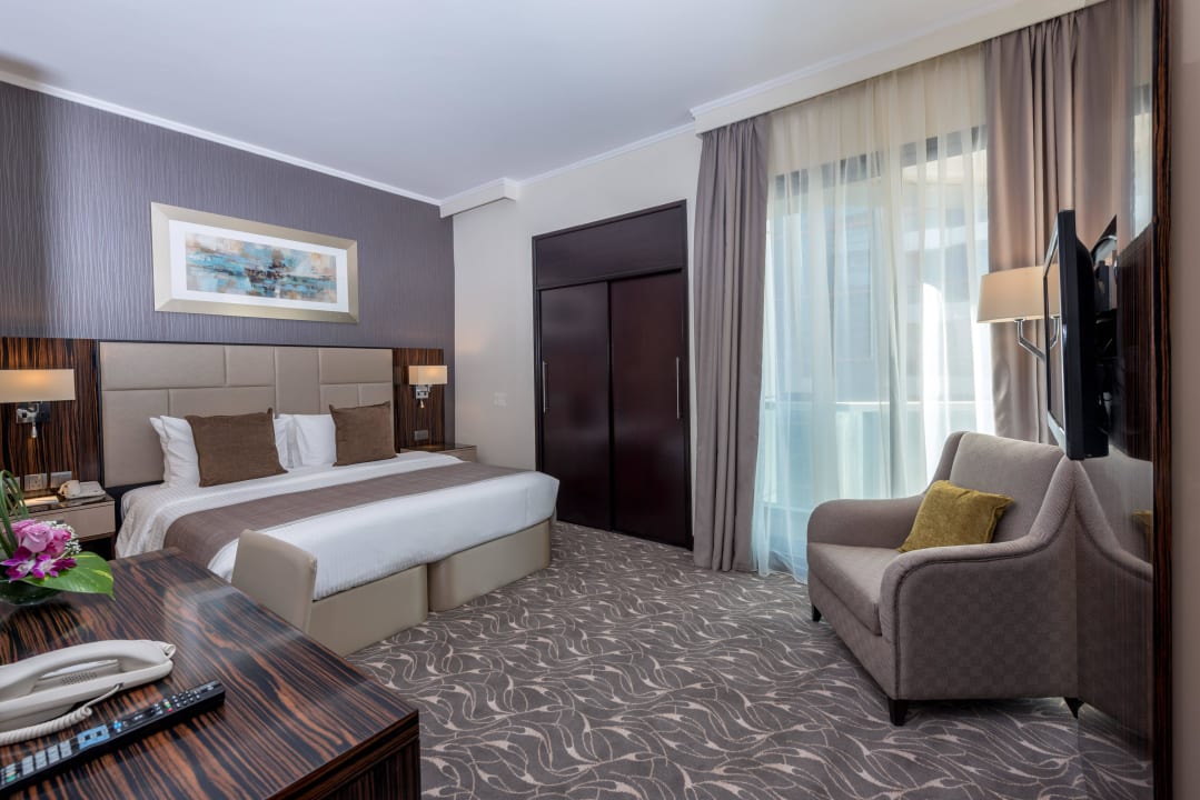 Suite Hawthorn Suites by Wyndham Abu Dhabi