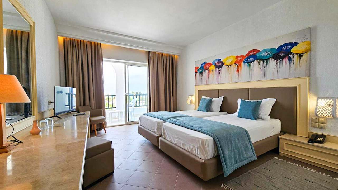 Zimmer Monarque El Fatimi Mahdia