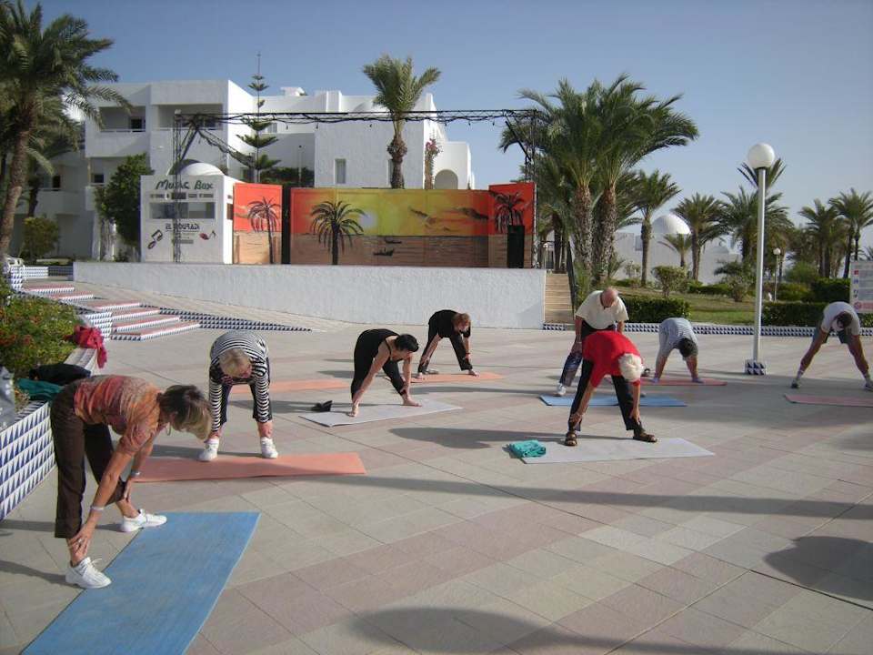 Morgengymnastik Hotel El Mouradi Djerba Menzel
