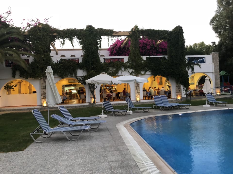 Pool Ekaterini Hotel