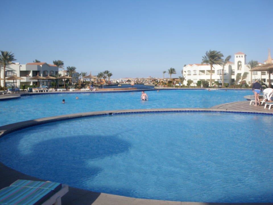 Pool am Kastello Pickalbatros Dana Beach Resort - Hurghada