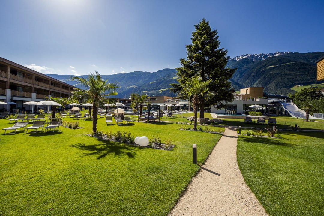 Mediterraner Garten Sonnen Resort