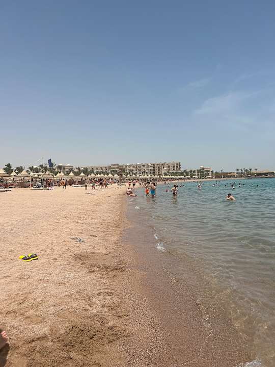 Strand The Grand Resort