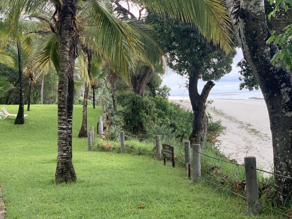 Gartenanlage Baobab Beach Resort & Spa
