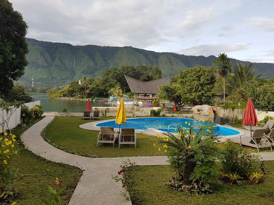 Pool Zoé’s Paradise Waterfront Hotel