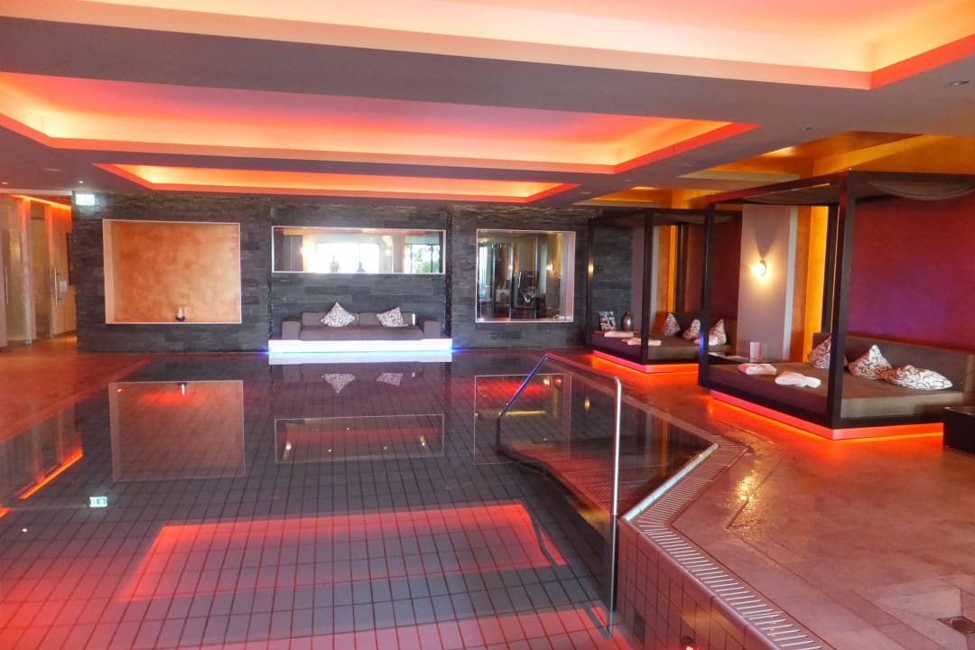 Pool Schlosshotel Bad Wilhelmshöhe Conference & Spa