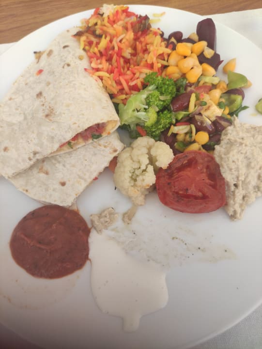 Gastro Serry Beach Resort