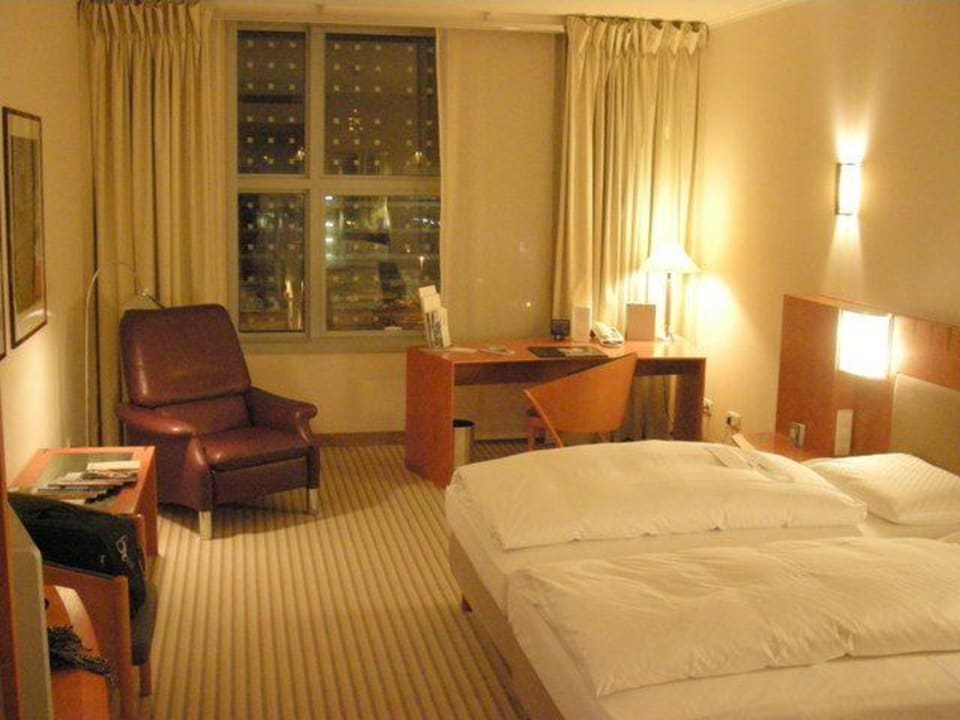 Zimmer 4048 Hilton Munich Airport