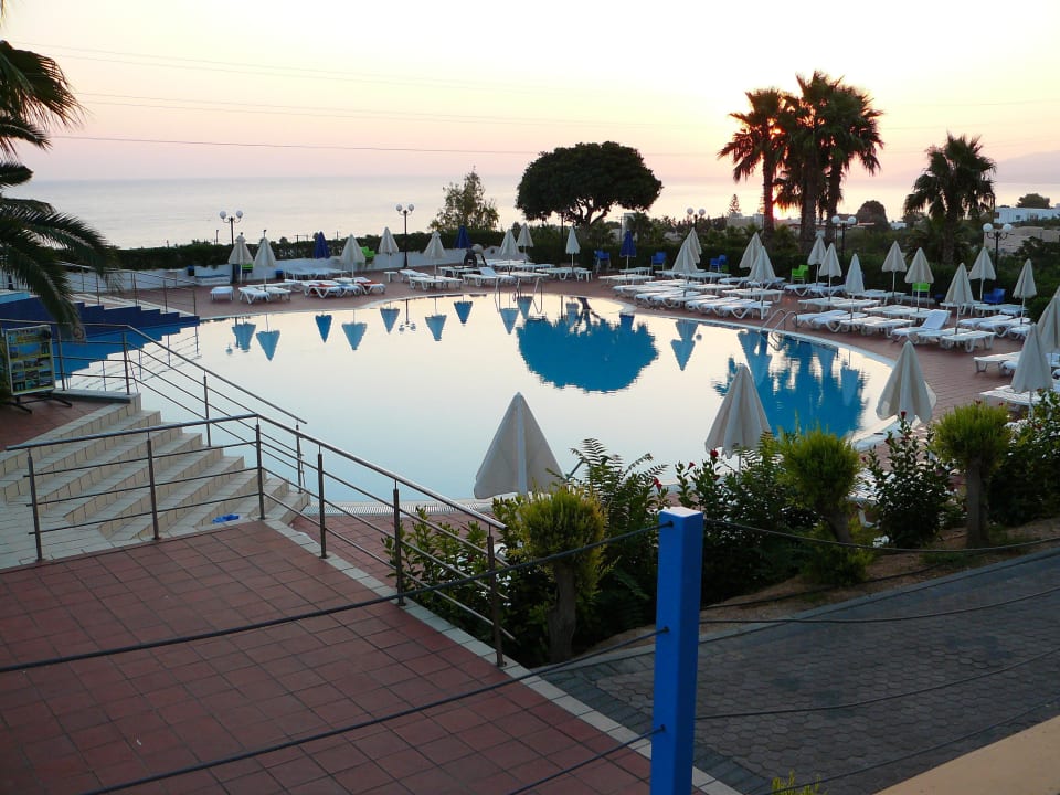 Mehrere Pools Royal & Imperial Belvedere Resort