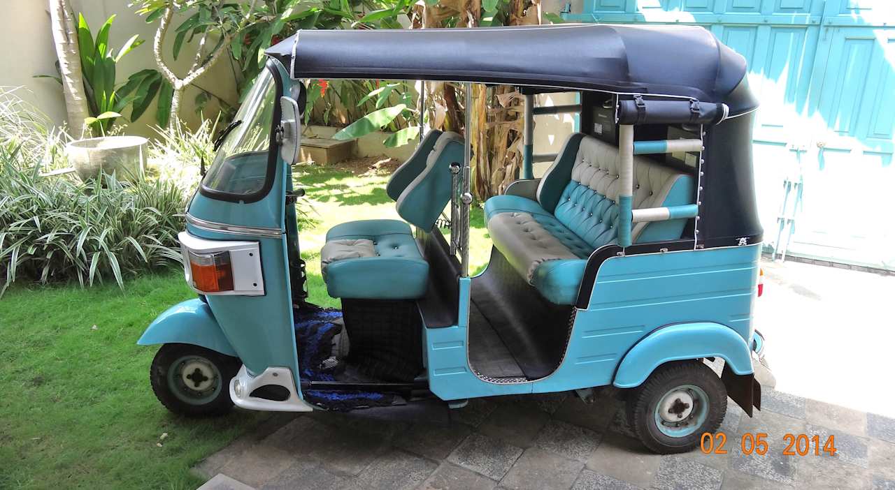 Villa-eigener Tuk Tuk Villa Sisindu C